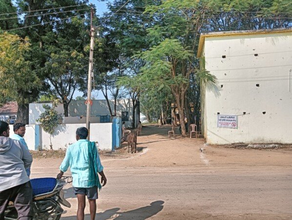 రిపోర్టర్లకు అక్రిడేషన్ ఉంటేనే ఎలక్షన్ వివరాలు ఇస్తారట…